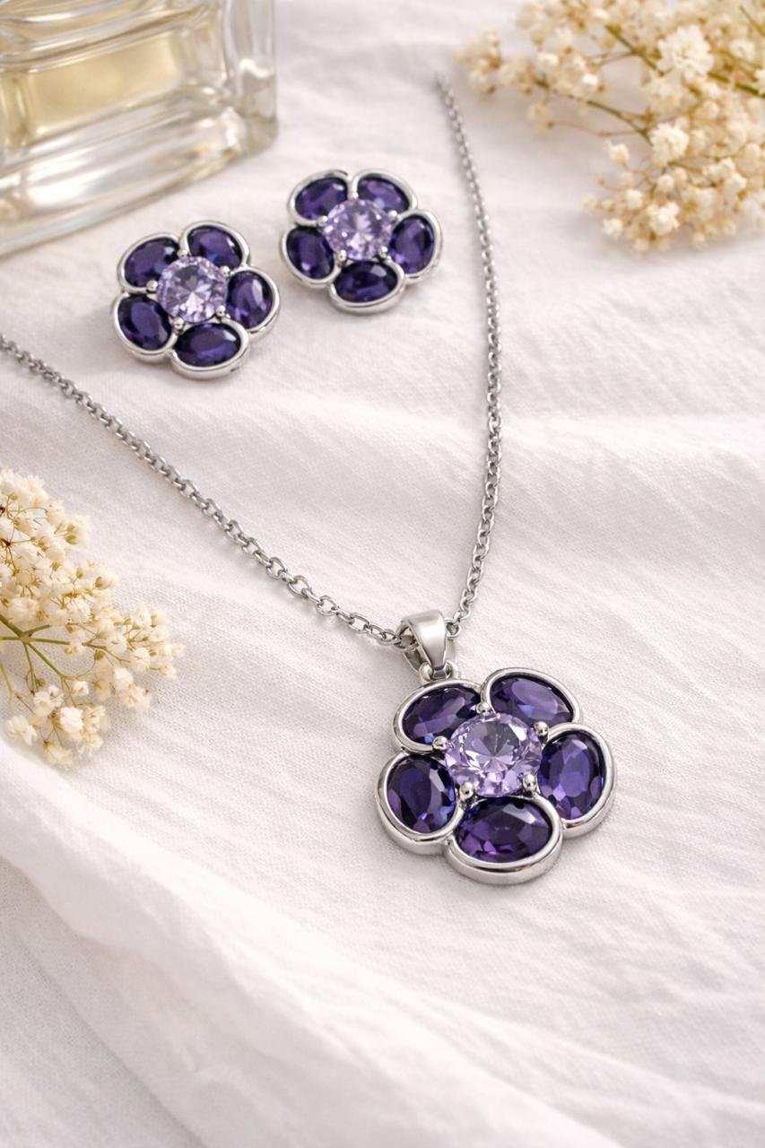 Royal Blue Heart Elegance Set